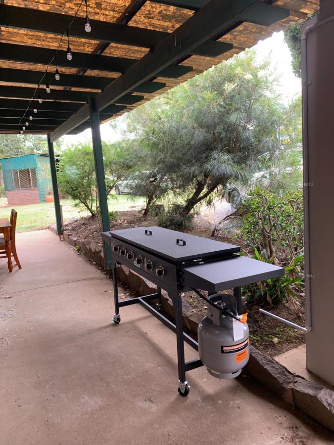 Y Motels Kingaroy Exterior photo